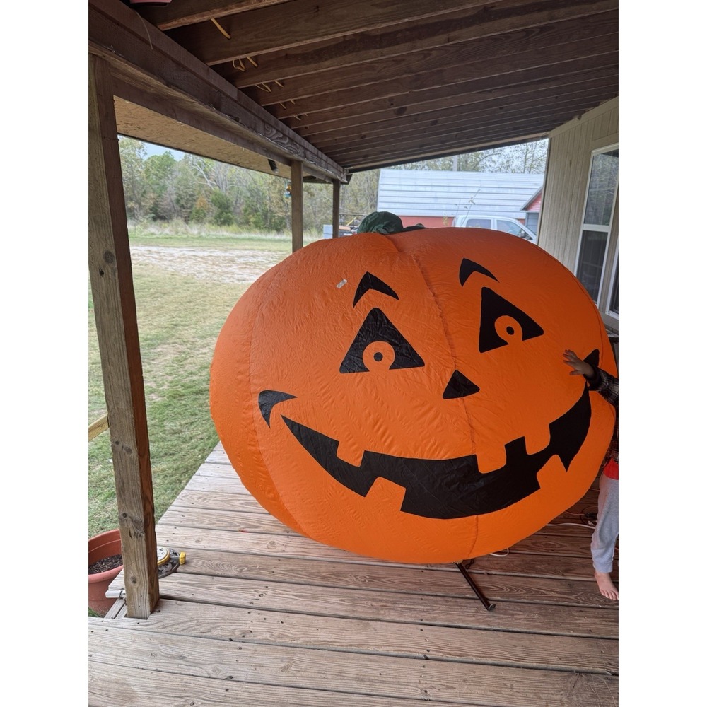 Giant 6 Foot Gemmy Halloween Inflatable Pumpkin Jack O Lantern Lights Up 2001